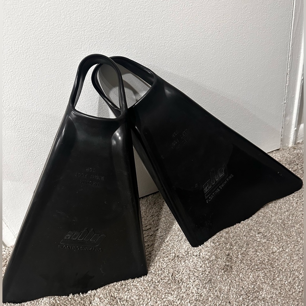 ALLY | 662 EDGE SWIM FIN (ALL BLACK). Size Medium